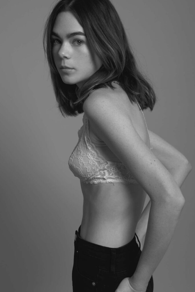 Ximena Lamadrid en soutien-gorge